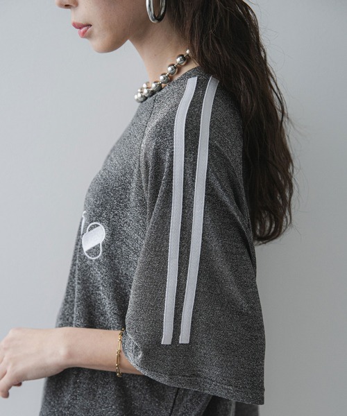 bohmal（ボマール）の「ユニフォームラメTシャツ（Tシャツ/カットソー・レディース・ブラック/シルバー・FREE）」の4枚目の写真