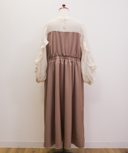 CLETTE(クレット)の「フリル袖ベルト付きワンピース(ワンピース・レディース・ピンク/ネイビー/ブラック・LL/3L/4L)」の5枚目の写真