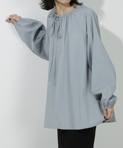 emesuelee(エメスーリー)の「UV CUT 撥水生地 接触冷感 2way チュニック ラッシュガード(シャツ/ブラウス・レディース・ブラック/グレー/ナチュラル・フリー)」の3枚目の写真