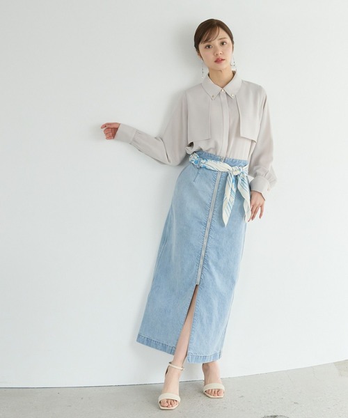Andemiu(アンデミュウ)の「ケープフウシャツ451394(シャツ/ブラウス・レディース・オフホワイト/ネイビー/ライトグレー・FREE)」の8枚目の写真