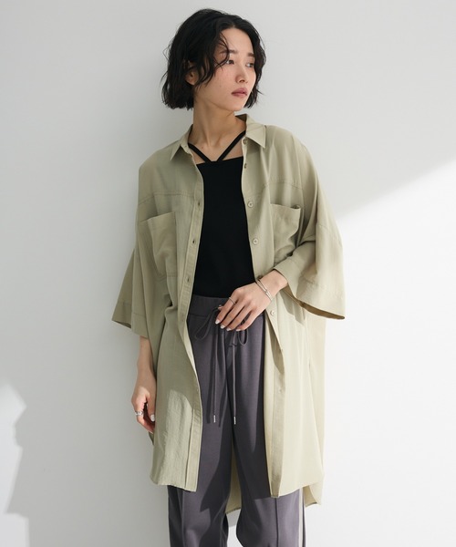 Green　Parks（グリーンパークス）の「7分袖ミディ丈シャツワンピース（シャツワンピース・レディース・ライトカーキ/ラベンダー/オフホワイト/チャコールグレー・FREE）」の3枚目の写真