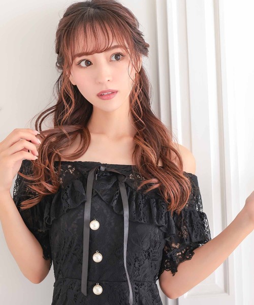 myMinette(マイミネット)の「キャバドレス ミニ タイト 半袖 オフショル ネックリボン フロントボタン 総レースドレス キャバワンピ(ドレス・レディース・ブラック/ホワイト・MEDIUM)」の16枚目の写真