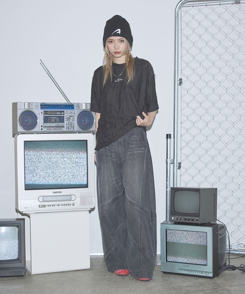 MSG(エムエスジー)の「オーバーサイズダメージロゴ刺繍カットソー【UNISEX】(Tシャツ/カットソー・メンズ・ブラック/カーキ/グレー・M/L)」の8枚目の写真