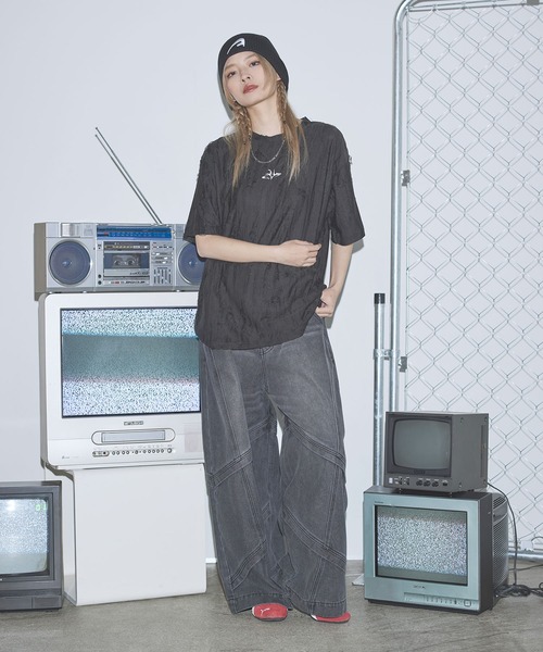 MSG(エムエスジー)の「オーバーサイズダメージロゴ刺繍カットソー【UNISEX】(Tシャツ/カットソー・メンズ・ブラック/カーキ/グレー・M/L)」の9枚目の写真