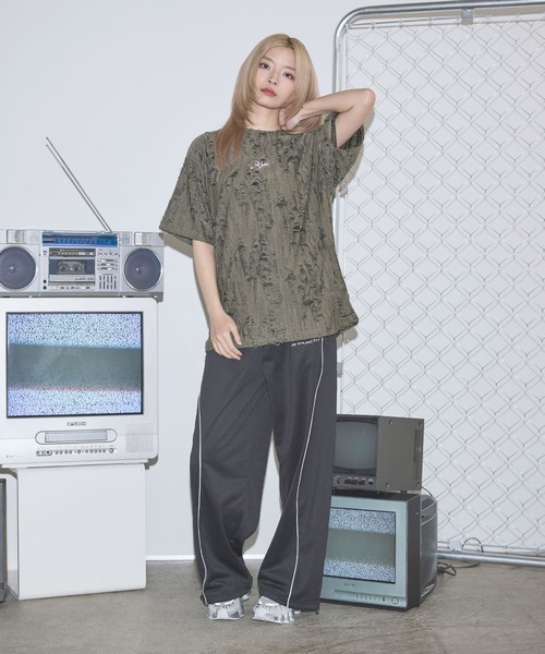 MSG(エムエスジー)の「オーバーサイズダメージロゴ刺繍カットソー【UNISEX】(Tシャツ/カットソー・メンズ・ブラック/カーキ/グレー・M/L)」の22枚目の写真