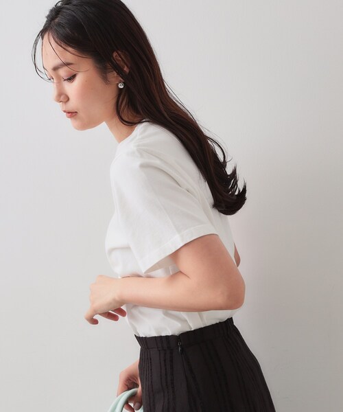 OPAQUE.CLIP(オペークドットクリップ)の「カラーロゴTシャツ【洗濯機洗い可】(Tシャツ/カットソー・レディース・ホワイト/ライトブルー/チャコールグレー・38/40/42)」の4枚目の写真