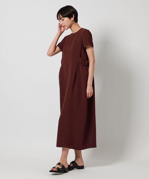 UNITED ARROWS(ユナイテッドアローズ)の「COMFY ドロスト ワンピース -吸水速乾 UVカット ウォッシャブル-(ワンピース・レディース・ワイン/ブラック・38/36)」の13枚目の写真