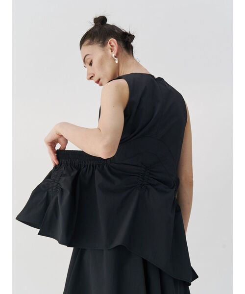 UN3D.（アンスリード）の「ROUND GATHER TOP / ラウンドギャザートップ（タンクトップ・レディース・ブラック/キャメル/ブルー/カーキ・36/38）」の11枚目の写真