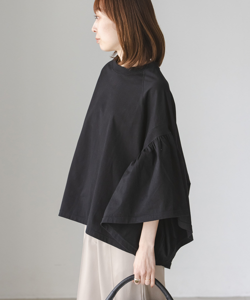 COGTHEBIGSMOKE（コグザビッグスモーク）の「《追加》COG THE BIGSMOKE/コグザビッグスモーク LAURA GATHERED SLV TOP（Tシャツ/カットソー・レディース・ホワイト/チャコールグレー/ブラック・FREE）」の9枚目の写真