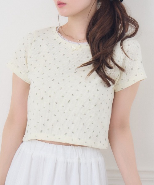 ems excite(エムズエキサイト)の「小花柄ワッフルTEE(Tシャツ/カットソー・レディース・イエロー系その他/ホワイト系その他/ブラック系その他・FREE)」の3枚目の写真