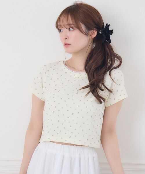 ems excite(エムズエキサイト)の「小花柄ワッフルTEE(Tシャツ/カットソー・レディース・イエロー系その他/ホワイト系その他/ブラック系その他・FREE)」の6枚目の写真