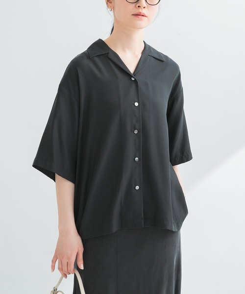 URBAN RESEARCH（アーバンリサーチ）の「『接触冷感』キュプラオープンカラーシャツ（シャツ/ブラウス・レディース・ベージュ系その他/ブラック・FREE）」の3枚目の写真