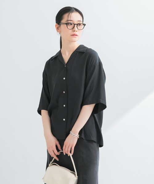 URBAN RESEARCH（アーバンリサーチ）の「『接触冷感』キュプラオープンカラーシャツ（シャツ/ブラウス・レディース・ベージュ系その他/ブラック・FREE）」の6枚目の写真