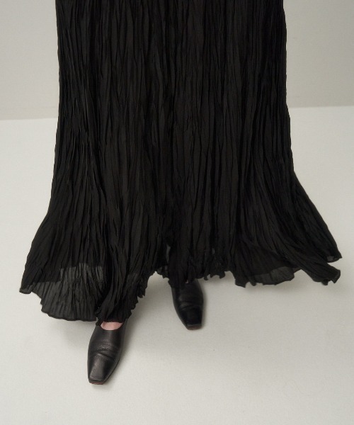 ATON（エイトン）の「ATON CATCH WASHER CUPRA CIRCULAR SKIRT SKAGGM0303（スカート・レディース・ブラック・36）」の4枚目の写真