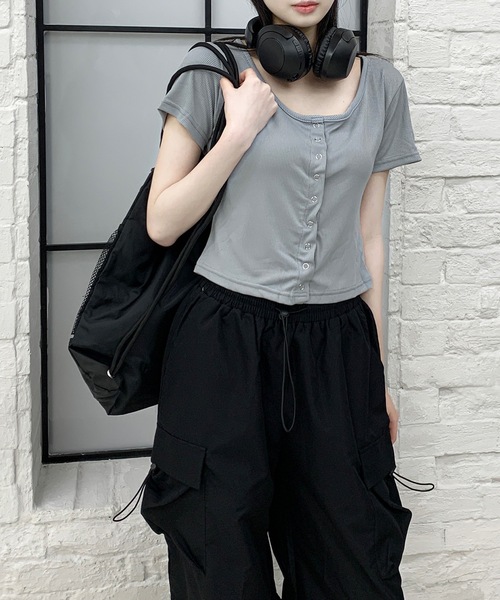 SHEPP(シープ)の「クロップフロントスナップボタントップス(Tシャツ/カットソー・レディース・グレー/ピンク/ホワイト・M)」の14枚目の写真
