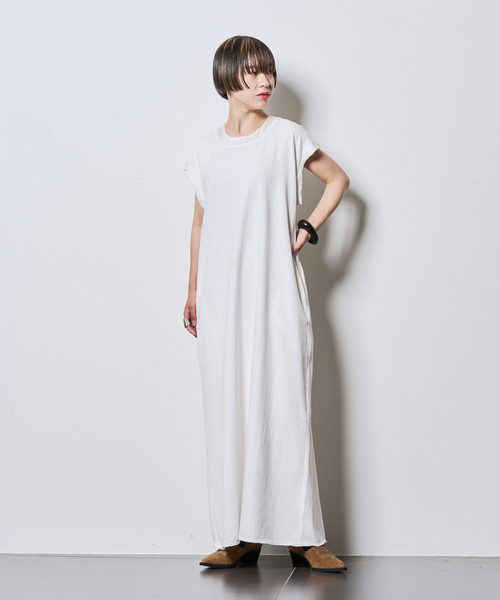 CITYSHOP(シティーショップ)の「SATIN PIPING CUT DRESS:ワンピース(ワンピース・レディース・ブラック/ホワイト・38/36)」の8枚目の写真