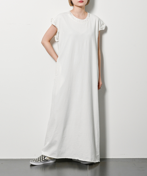 CITYSHOP(シティーショップ)の「SATIN PIPING CUT DRESS:ワンピース(ワンピース・レディース・ブラック/ホワイト・38/36)」の22枚目の写真