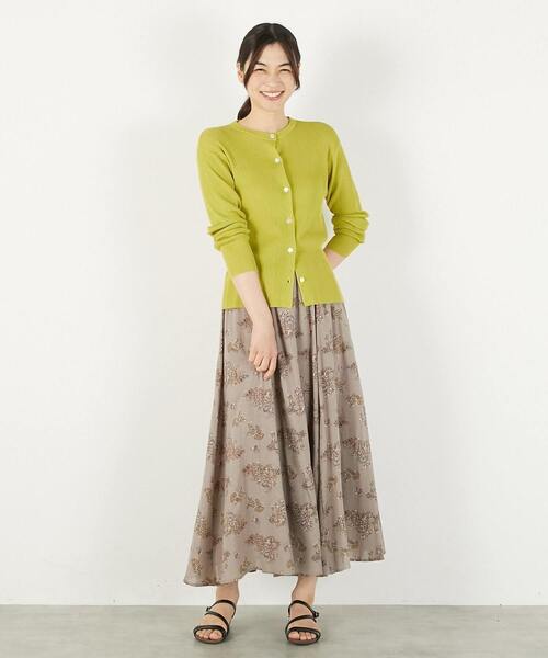 MELROSE claire(メルローズ クレール)の「【シアーリブ編みクルーネックコンパクトカーディガン】(カーディガン/ボレロ・レディース・イエロー/ホワイト/チャコールグレー・FREE)」の18枚目の写真