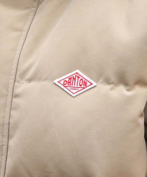 DANTON（ダントン）の「DANTON/ダントン　フェイクファーフーデッドダウンジャケット　FAKE FAR HOODED DOWN JACKET　DT-A0007 TPR（ダウンジャケット/コート・レディース・ライトベージュ/ブラック・M）」の14枚目の写真