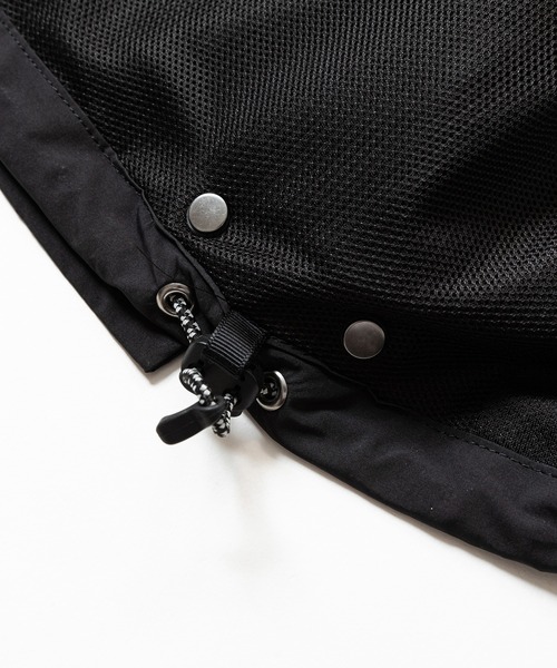 meanswhile(ミーンズワイル)の「Side Slit Paper Touch Luggage Vest(ベスト・メンズ・ブラック・2(M)/3(L))」の12枚目の写真