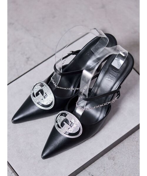 GYDA（ジェイダ）の「3way GDビジューMOLDチェーンストラップポインテッドミュール（パンプス・レディース・ブラック/オフホワイト・SMALL/MEDIUM/LARGE）」の13枚目の写真