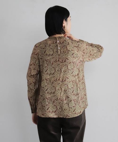 NOMBRE IMPAIR（ノンブルアンペール）の「ヴィンテージリーフ　スタンドブラウス（シャツ/ブラウス・レディース・ブラック/イエロー・FREE）」の4枚目の写真