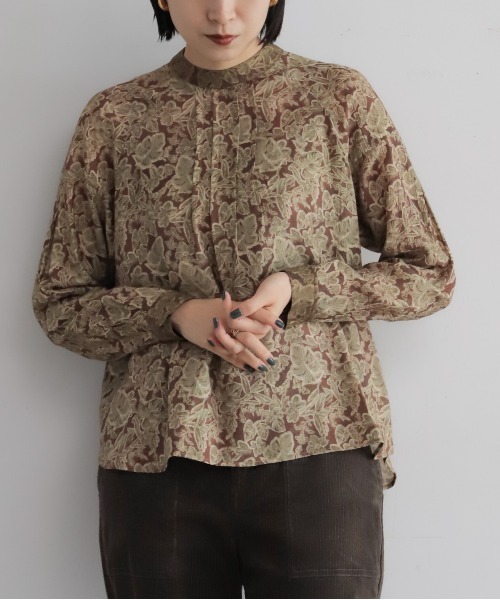 NOMBRE IMPAIR（ノンブルアンペール）の「ヴィンテージリーフ　スタンドブラウス（シャツ/ブラウス・レディース・ブラック/イエロー・FREE）」の5枚目の写真