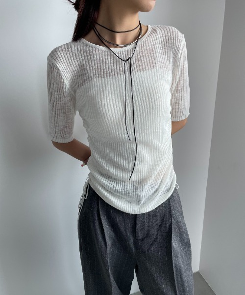AIC.(エーアイシー)の「バックオープンシャーリングシアーリブトップス(その他トップス・レディース・チャコールグレー/オフホワイト・FREE)」の16枚目の写真