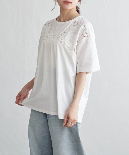 notch.(ノッチ)の「花柄カットワーク刺繍Tシャツ(Tシャツ/カットソー・レディース・ブラック/オフホワイト/ブルー・M)」の8枚目の写真