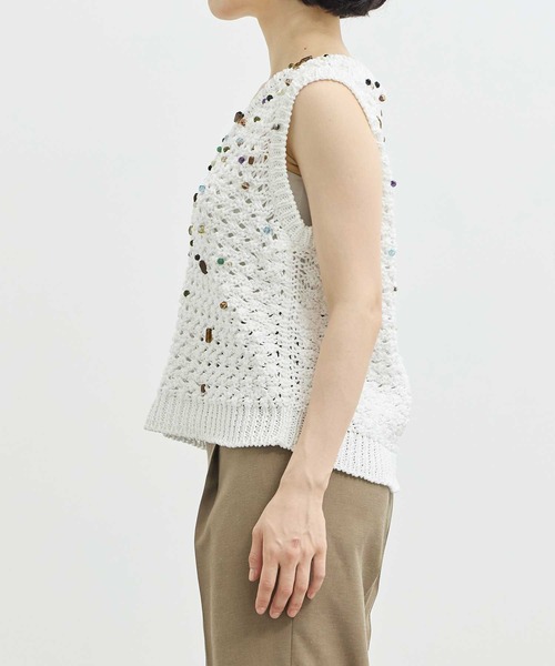 日本最大の AKIRANAKA/アキラナカ】別注 Gerda WH knit beads&ores glass トップス