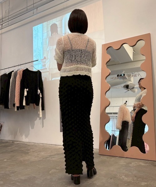 HONEY MI HONEY(ハニーミーハニー)の「spiky knit tight skirt(スカート・レディース・オフホワイト/ブラック/ラベンダー・FREE)」の16枚目の写真