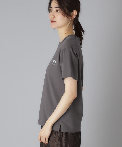 DRESSTERIOR（ドレステリア）の「20／1シルケット風天竺Tシャツ（Tシャツ/カットソー・レディース・ブラック/ダークブラウン/チャコールグレー/オフホワイト・38/36/34）」の12枚目の写真