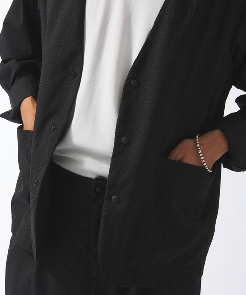 JOURNAL STANDARD relume（ジャーナルスタンダード　レリューム）の「【DRY-STUFF】エアリードッツ サッカー ノーカラージャケット（ノーカラージャケット・メンズ・ブラック/ダークブルー/ナチュラル・MEDIUM/LARGE）」の20枚目の写真