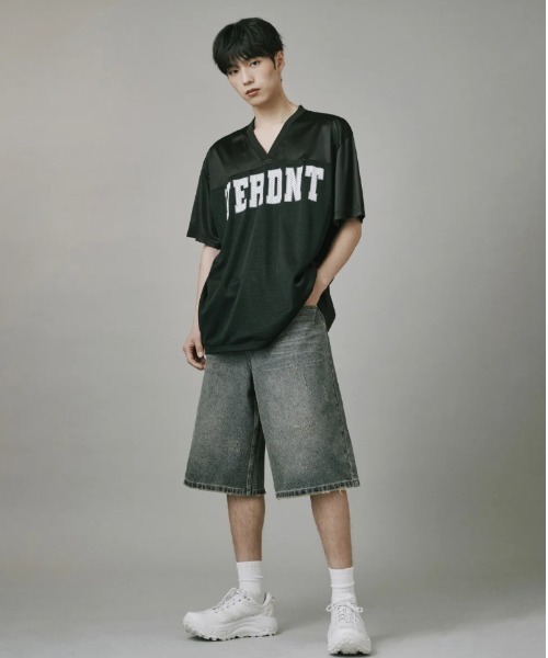 Verdnt(バーダント)の「ヴィンテージライクスクラッチウォッシュデニムバミューダショーツ(デニムパンツ・メンズ・ブルー系その他2/ブルー系その他/ブラック系その他・X-LARGE/LARGE/MEDIUM)」の12枚目の写真