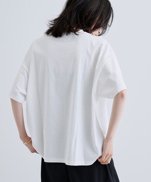 GALLEST（ギャレスト）の「【一部店舗限定】フラワープリントT（Tシャツ/カットソー・レディース・ホワイト系3/ホワイト系1/ホワイト系2・38）」の4枚目の写真