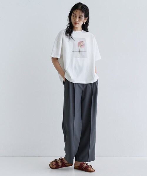 GALLEST（ギャレスト）の「【一部店舗限定】フラワープリントT（Tシャツ/カットソー・レディース・ホワイト系3/ホワイト系1/ホワイト系2・38）」の10枚目の写真