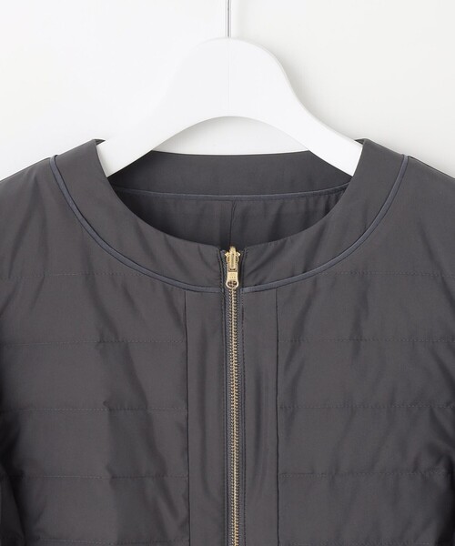 ライトダウンリバーシブルノーカラー ジャケット（ダウンジャケット