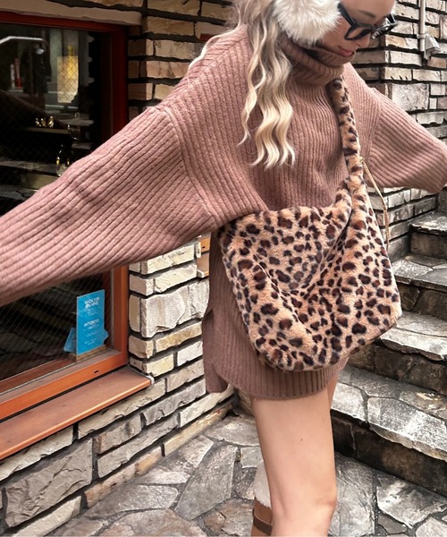 ipugo(イプゴ)の「ipugo/イプゴ ハイネックオーバーロングニット 冬服(ニット/セーター・レディース・アイボリー/ブラウン・FREE)」の15枚目の写真