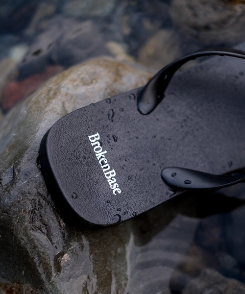 BROKEN BASE(ブロークンベース)の「Logo sandal(サンダル・メンズ・ブラック・SMALL/MEDIUM/LARGE)」の2枚目の写真