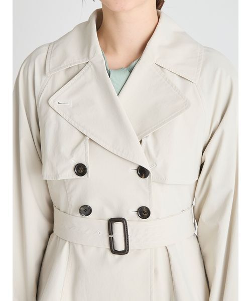 CELFORD（セルフォード）の「ペプラムトレンチショートコート（トレンチコート・レディース・アイボリー/ダークネイビー・36/38）」の14枚目の写真