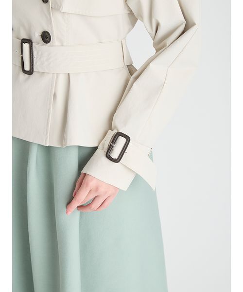 CELFORD（セルフォード）の「ペプラムトレンチショートコート（トレンチコート・レディース・アイボリー/ダークネイビー・36/38）」の15枚目の写真