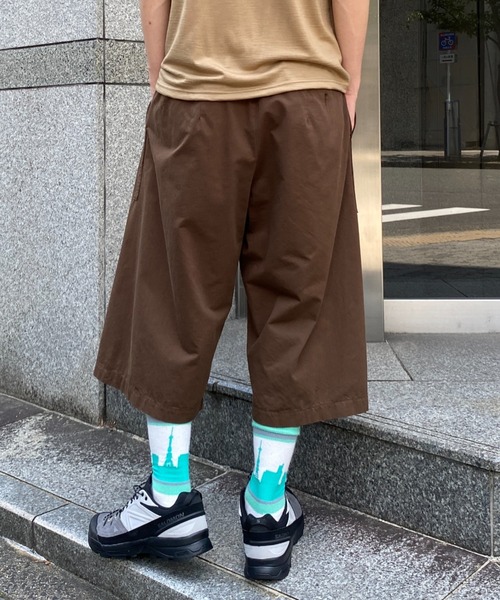 Toironier（トワロニエ）の「Toironier/トワロニエ/Belted Chino Shorts（チノパンツ・メンズ・チャコールグレー/ブラウン・1/2/3）」の9枚目の写真