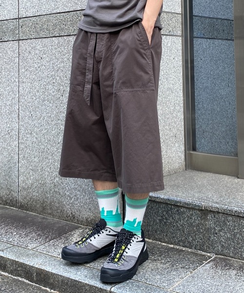 Toironier（トワロニエ）の「Toironier/トワロニエ/Belted Chino Shorts（チノパンツ・メンズ・チャコールグレー/ブラウン・1/2/3）」の11枚目の写真