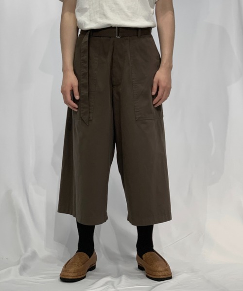 Toironier(トワロニエ)の「Toironier/トワロニエ/Belted Chino Shorts(チノパンツ・メンズ・チャコールグレー/ブラウン・1/2/3)」の19枚目の写真