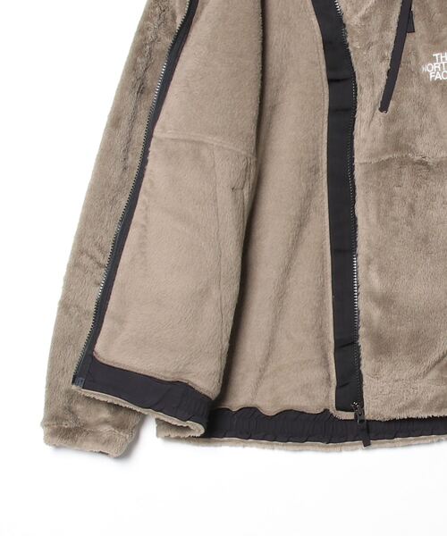 THE NORTH FACE（ザノースフェイス）の「【THE NORTH FACE】Versa Loft Jacket（その他アウター・メンズ・ブラック/ベージュ系その他・X-LARGE/LARGE/MEDIUM）」の10枚目の写真