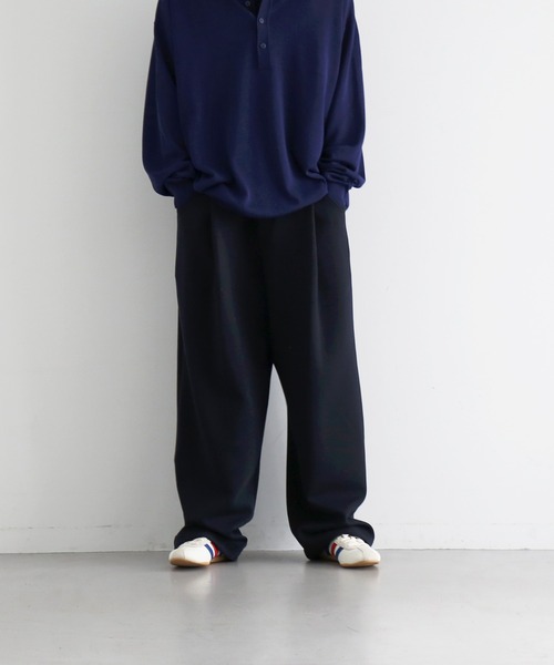 NEONSIGN（ネオンサイン）の「【EXCLUSIVE】NEONSIGN Wide tech slacks