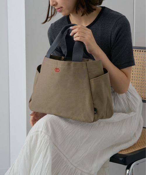 ROOTOTE(ルートート)の「【ROOTOTE】SN.デリ.パルーティ.canvas-A 3671(トートバッグ・レディース・ブラック/サックスブルー/アイボリー/ブラウン・FREE)」の3枚目の写真