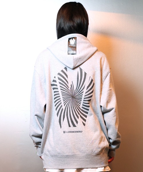 [W] by VIRGOwearworks（ダブリューバイヴァルゴウェアーワークス）の「Warp logo zip hoodie（パーカー・メンズ・ブラック/グレー/オリーブドラブ・MEDIUM/LARGE/X-LARGE）」の5枚目の写真
