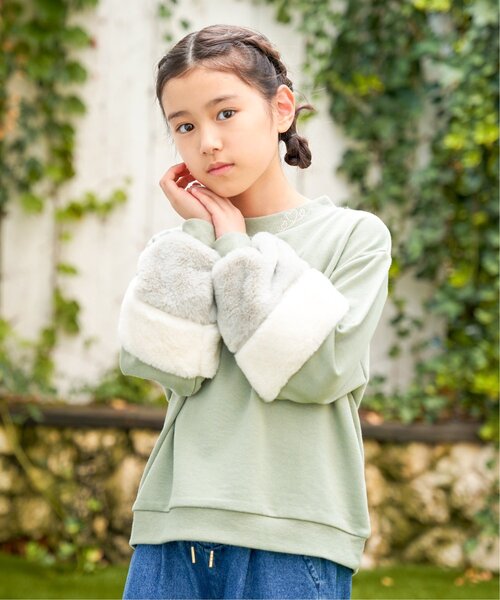 ikka（イッカ）の「袖ファー刺繍ラインストーンプルオーバー（120~160cm）（スウェット・キッズ・オフホワイト/ブルー/ダークグレー/ミント・120/130/140/150/160）」の21枚目の写真