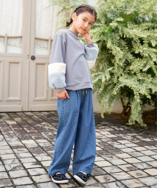 ikka（イッカ）の「袖ファー刺繍ラインストーンプルオーバー（120~160cm）（スウェット・キッズ・オフホワイト/ブルー/ダークグレー/ミント・120/130/140/150/160）」の10枚目の写真